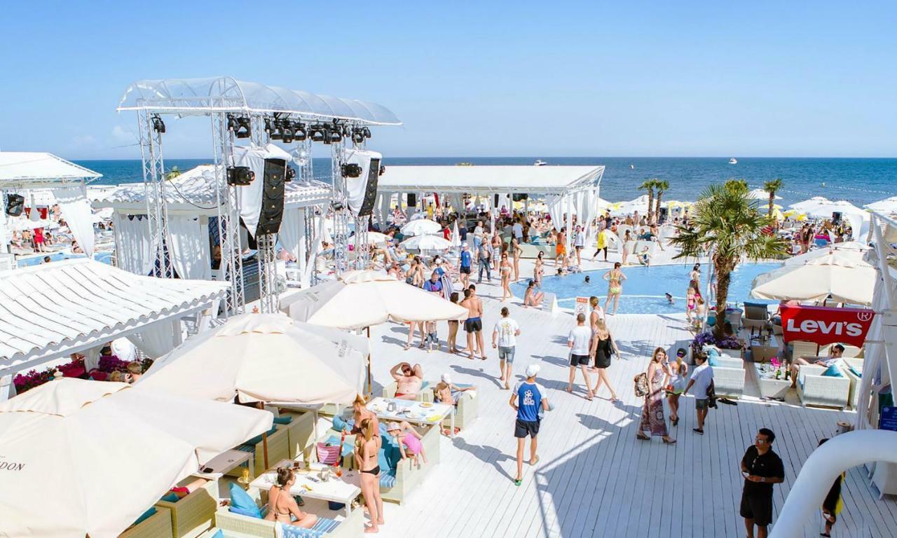 Apartments In Arcadia With Sea View Odessa Zewnętrze zdjęcie